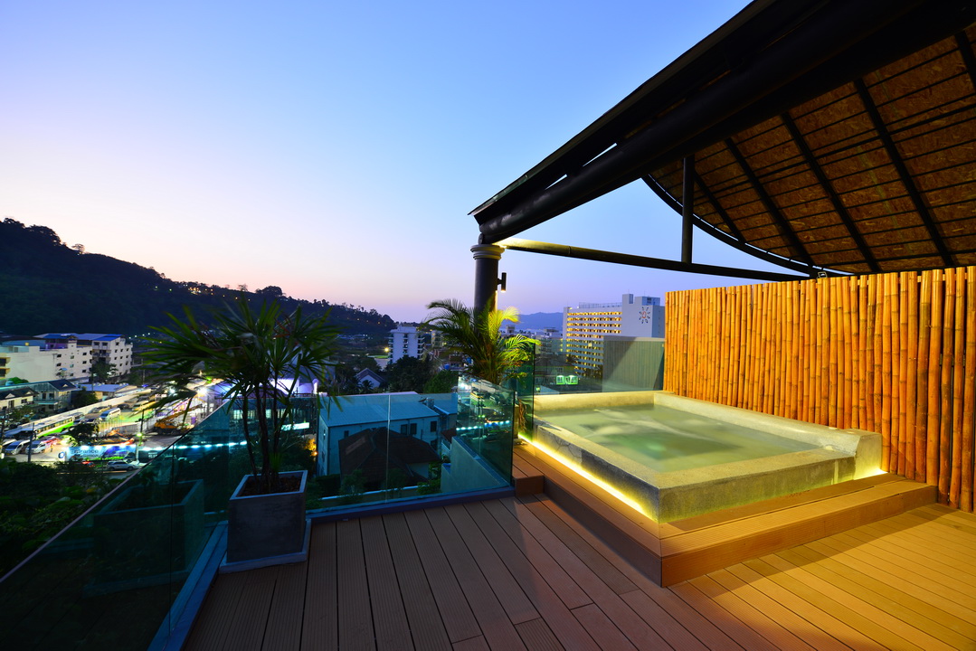 Bukit pool villas - Rooftop - Jacuzzi night